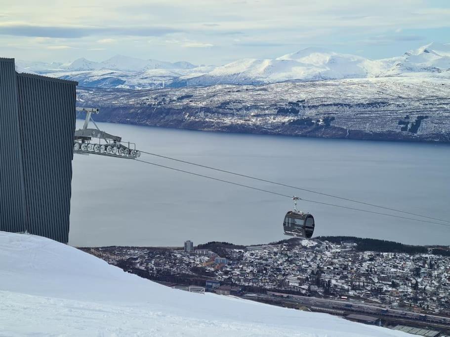 Cosy Winter 200 M From Lift Apartment